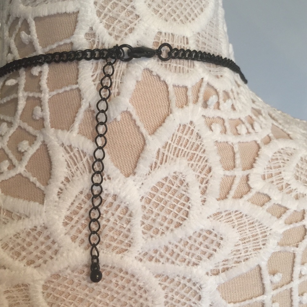 Statement Necklace - Picture 4 of 6